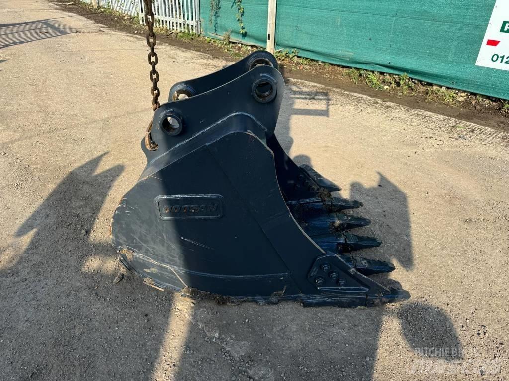 Doosan DX 140 LC Ковши