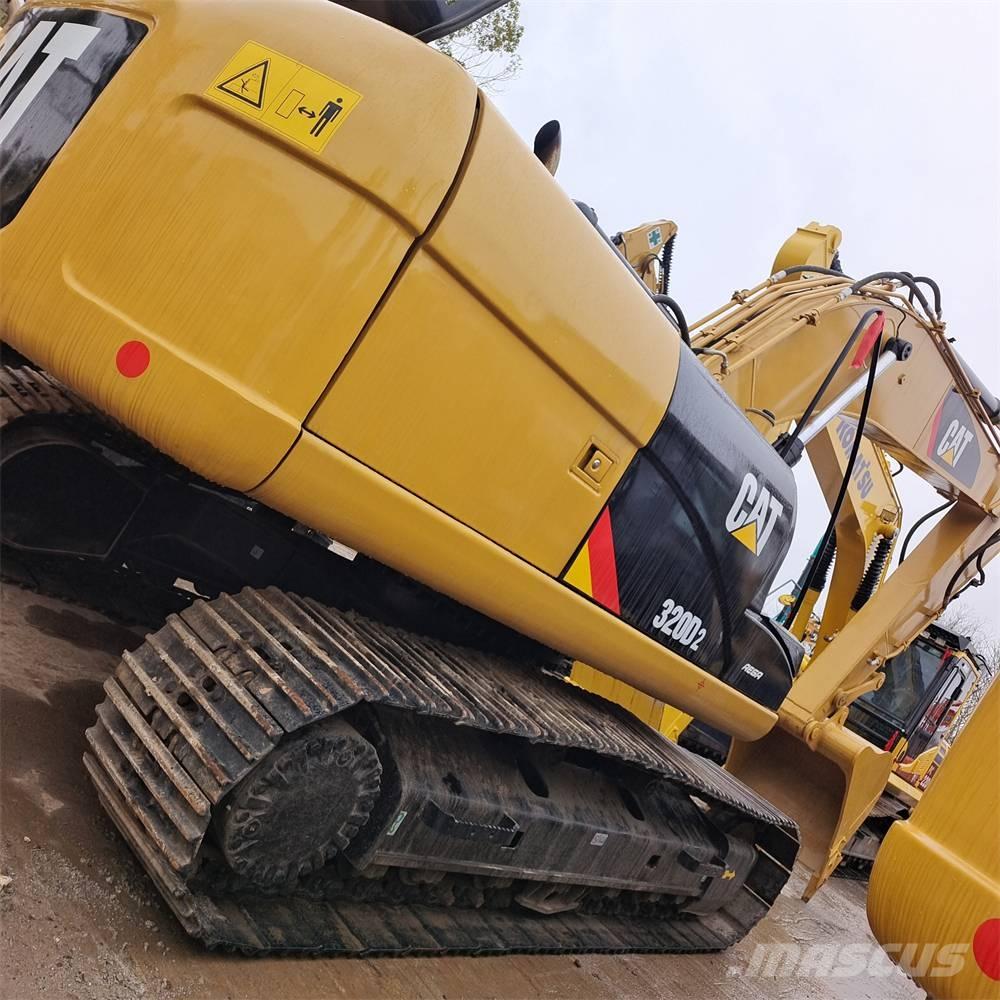 CAT 320 DL Гусеничные экскаваторы