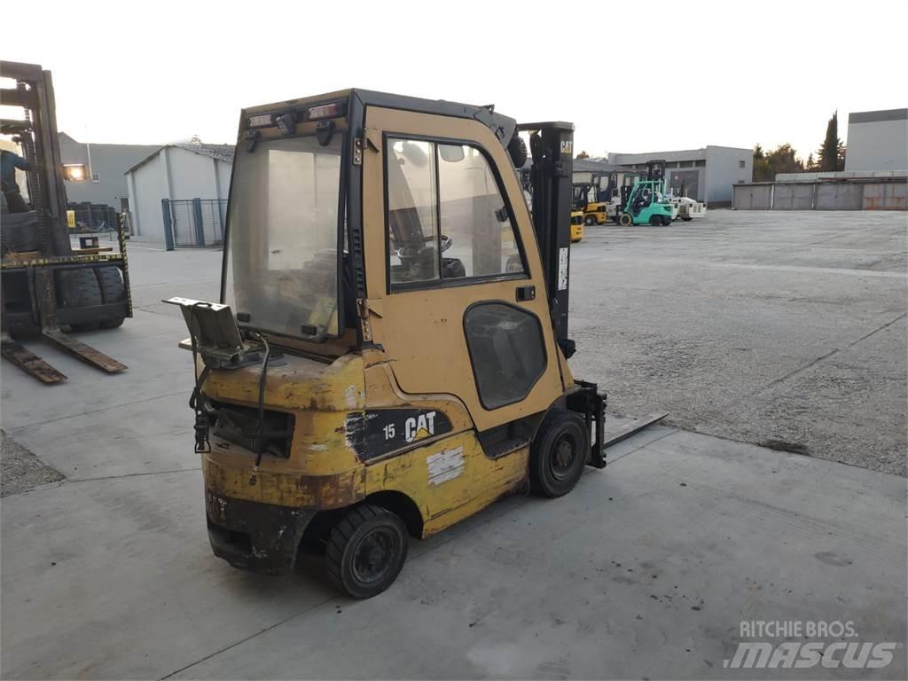 CAT GP15N Газовые погрузчики