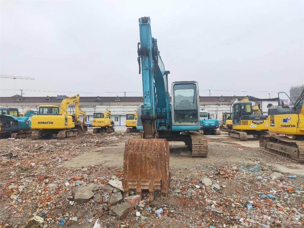 Kobelco SK 135 SR Гусеничные экскаваторы