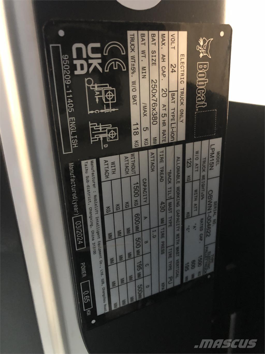 Bobcat LPM15N Ручные штабелёры с электроподъёмом