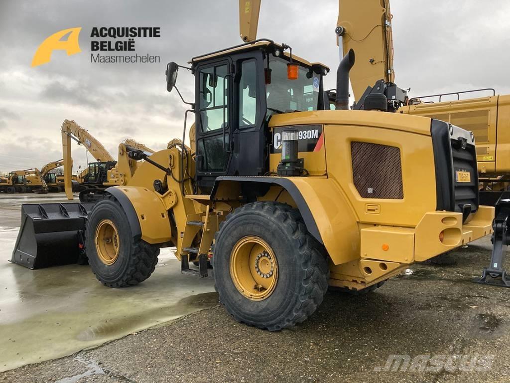 CAT 930M Фронтальные погрузчики