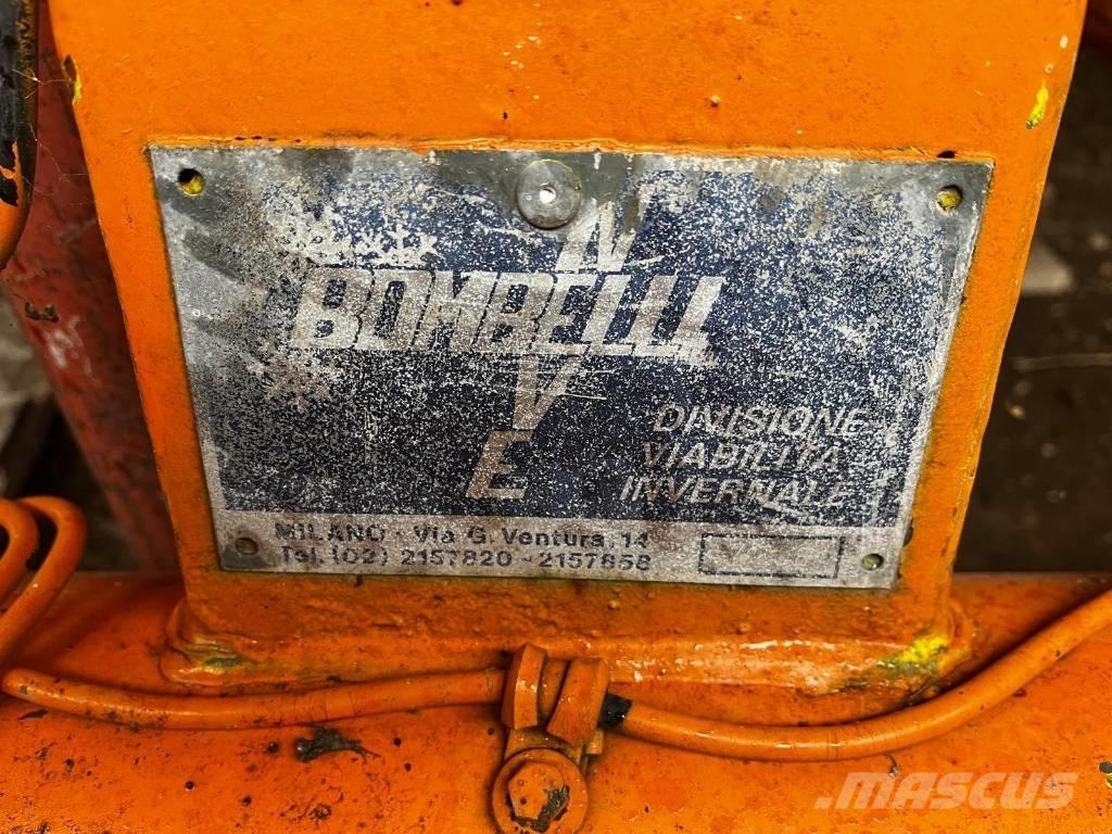 BOMBELLI LAMA 3 MT Снежные отвалы и плуги