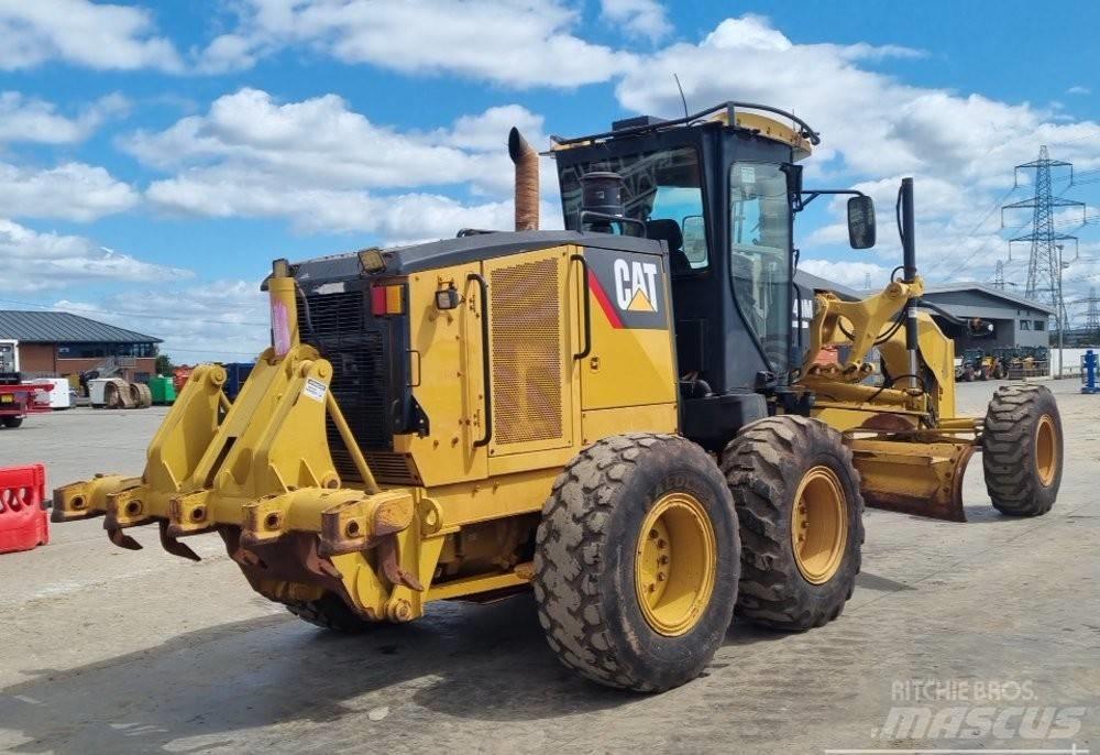 CAT 140 M Грейдеры