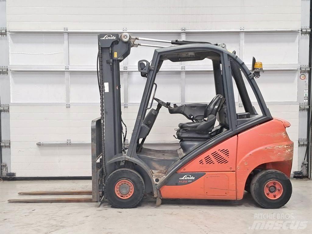 Linde H25D-02 Дизельные погрузчики