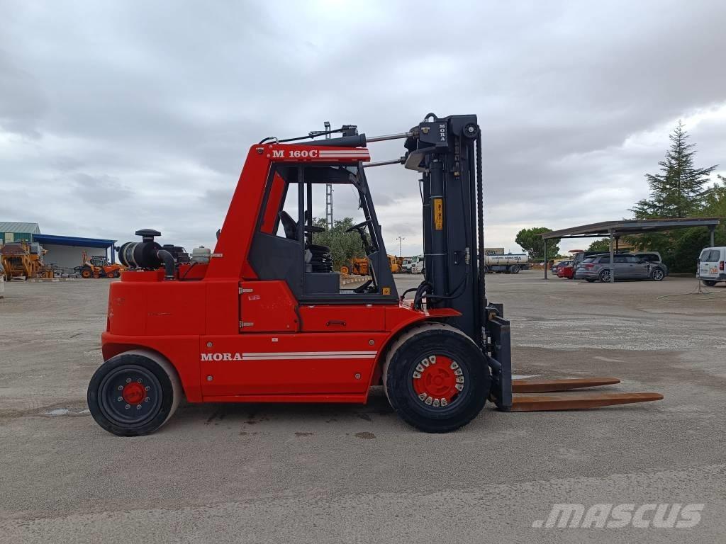 Mora M160C Газовые погрузчики