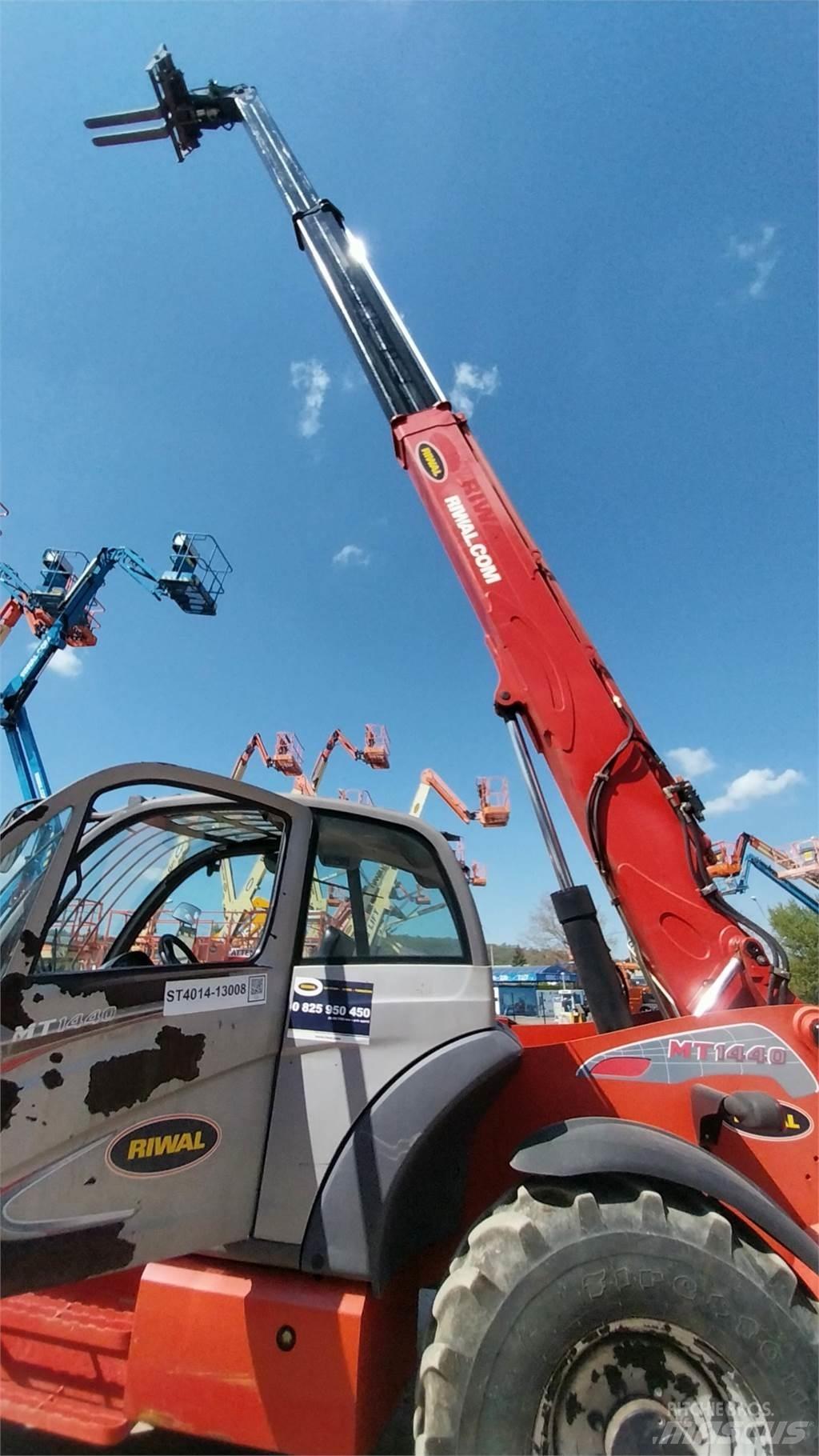 Manitou MT1440 Телескопические погрузчики