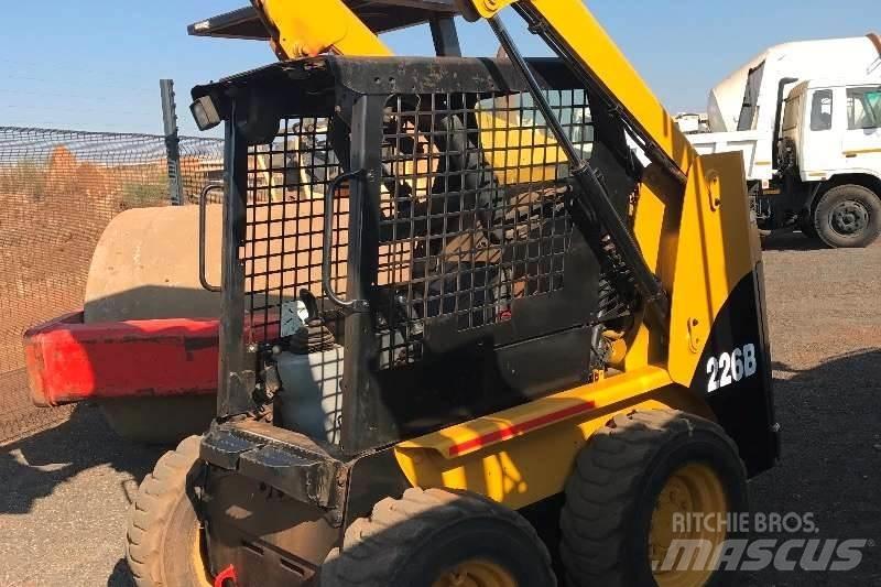 CAT 226B Специальные грузовики