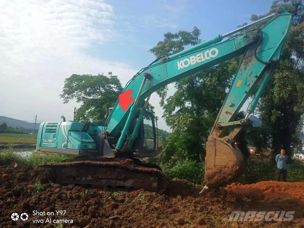 Kobelco SK200-10 Гусеничные экскаваторы