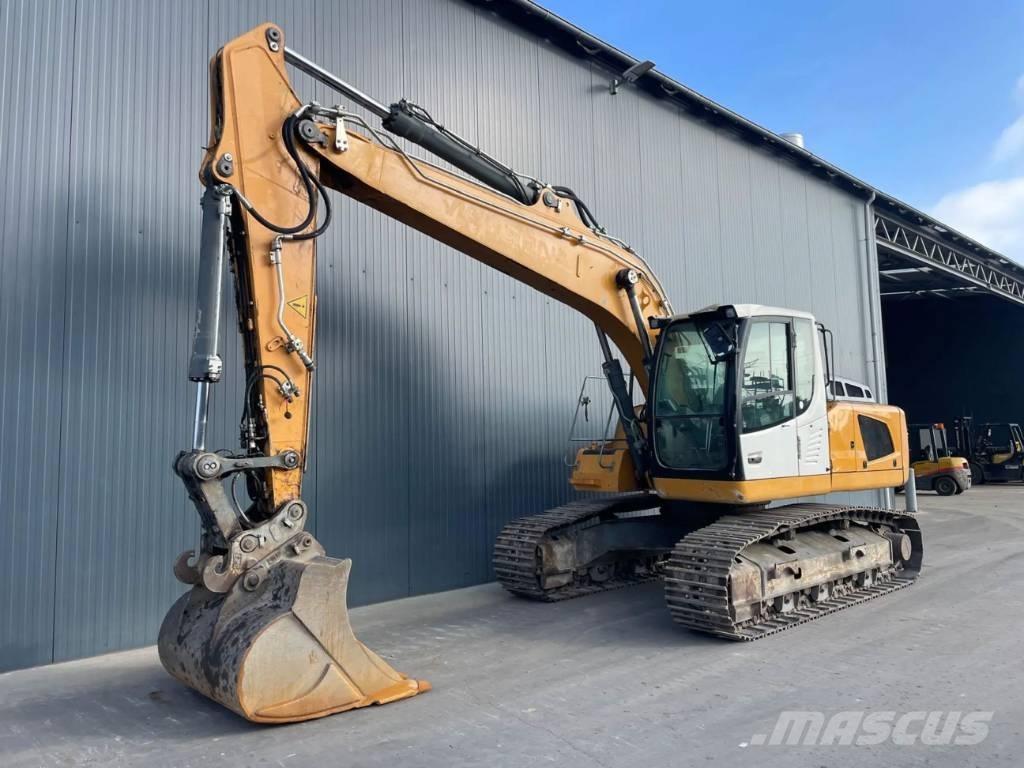 Liebherr R922 SLC Гусеничные экскаваторы