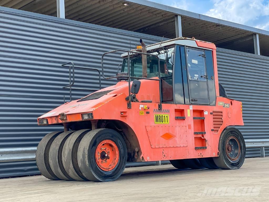 Ammann AP 240 Пневматические катки