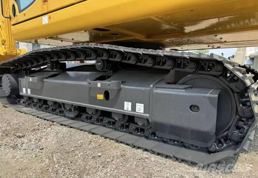 Komatsu PC 200-8 Гусеничные экскаваторы