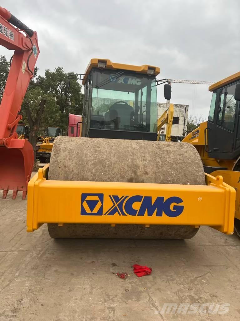 XCMG XS 183 J Грунтовые катки