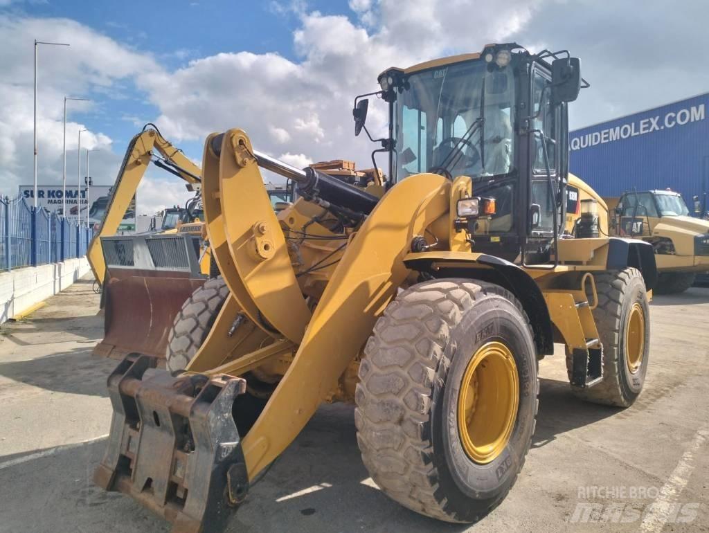 CAT 938 M Фронтальные погрузчики
