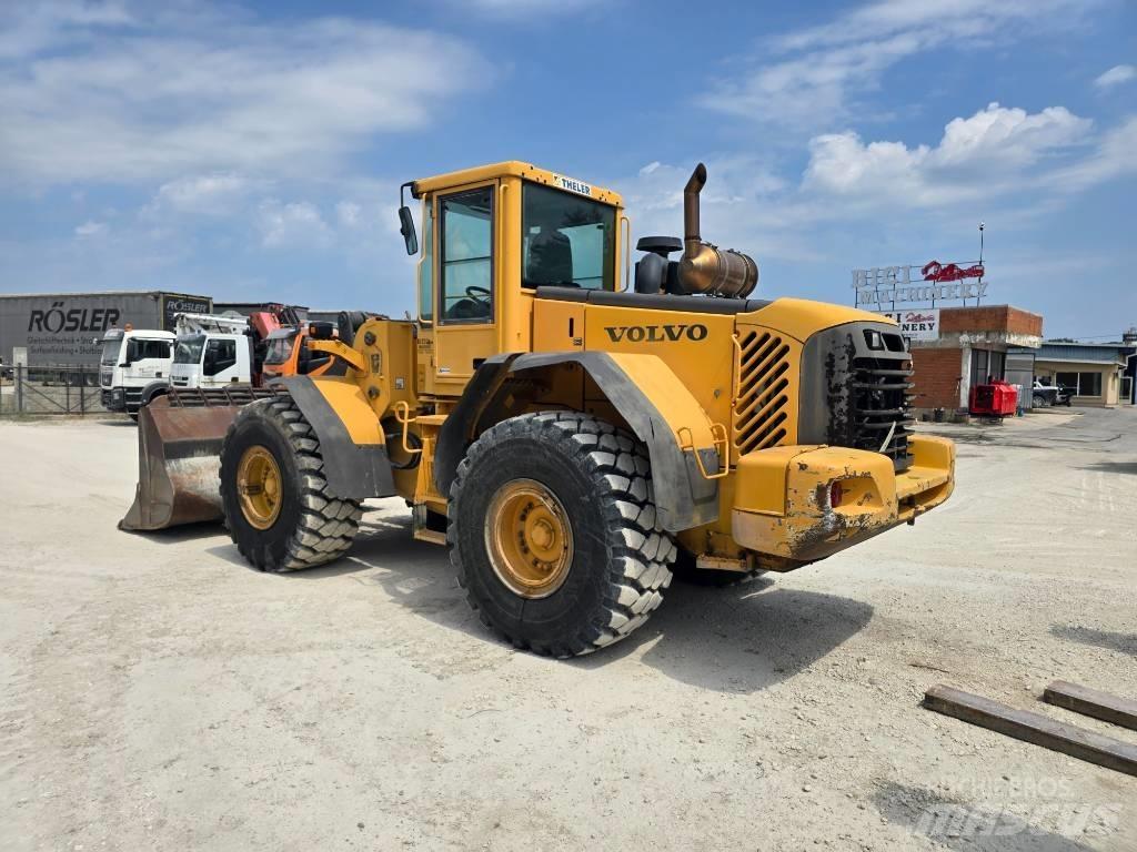 Volvo L 120 E Фронтальные погрузчики
