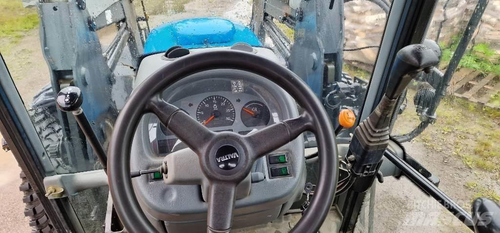 Valtra A85 Трактора