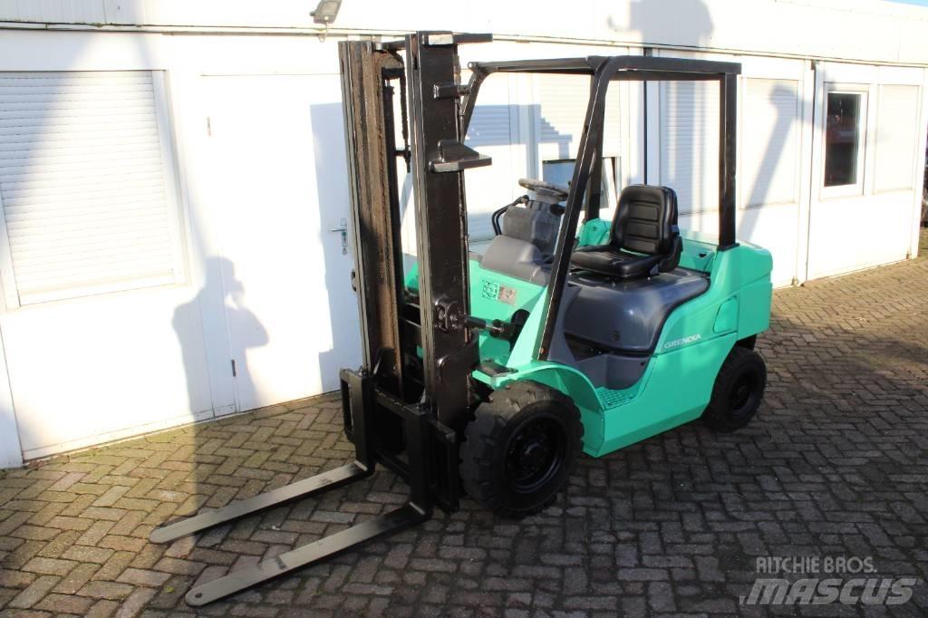 Mitsubishi FD25N Дизельные погрузчики