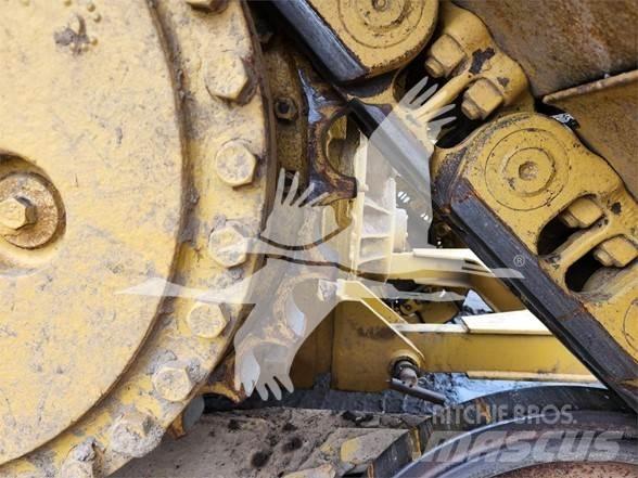CAT D6T LGP Гусеничные бульдозеры
