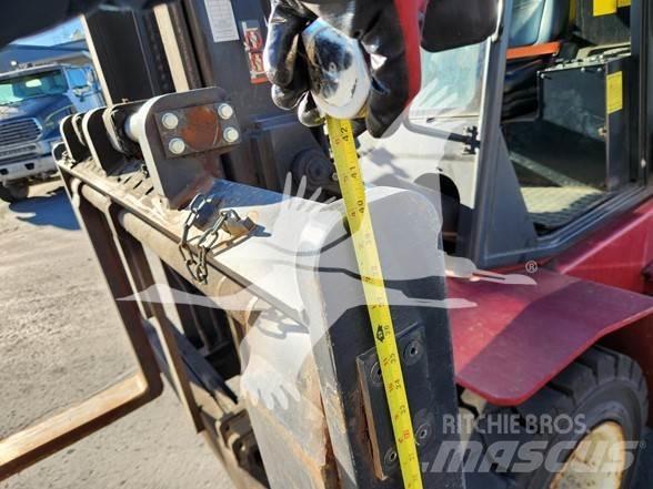 Clark C75L Дизельные погрузчики
