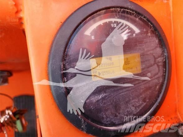SkyTrak 10054 Телескопические погрузчики
