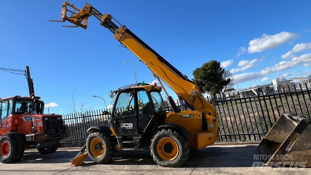 JCB 540-140 Телескопические погрузчики