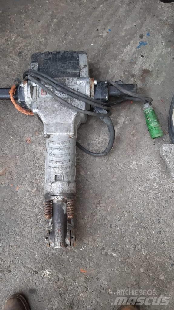 Atlas Copco 25 KI Гидромолоты