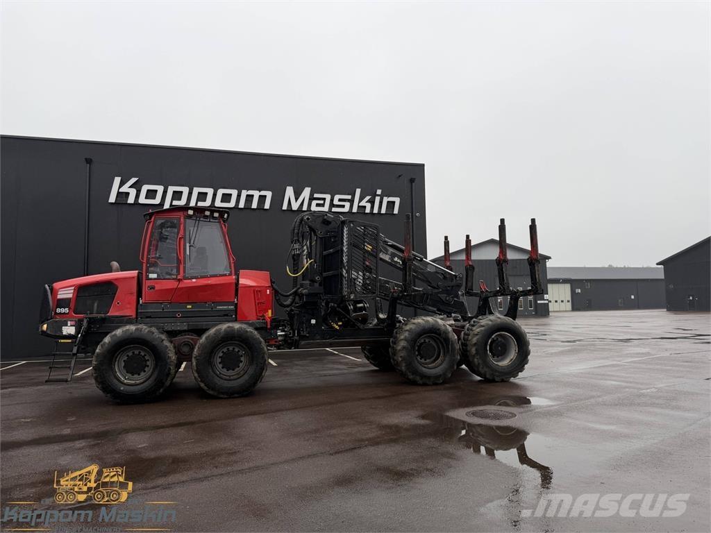 Komatsu 895 Форвардеры