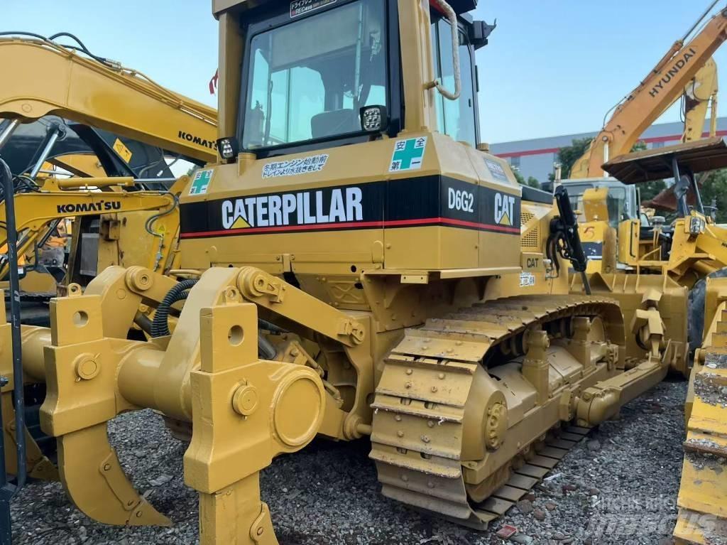 CAT D 6 G Гусеничные бульдозеры