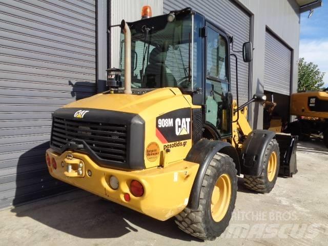CAT 908M Фронтальные погрузчики