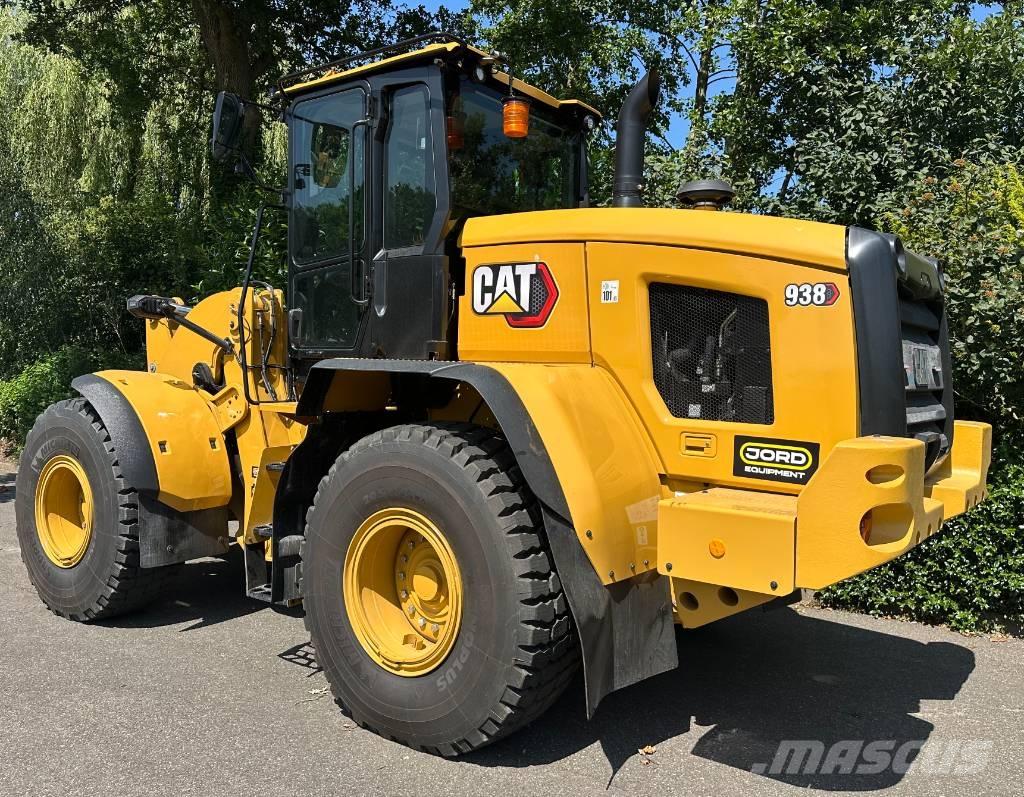 CAT 938M Фронтальные погрузчики