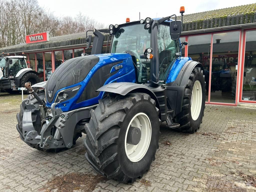 Valtra T 214 Versu Трактора