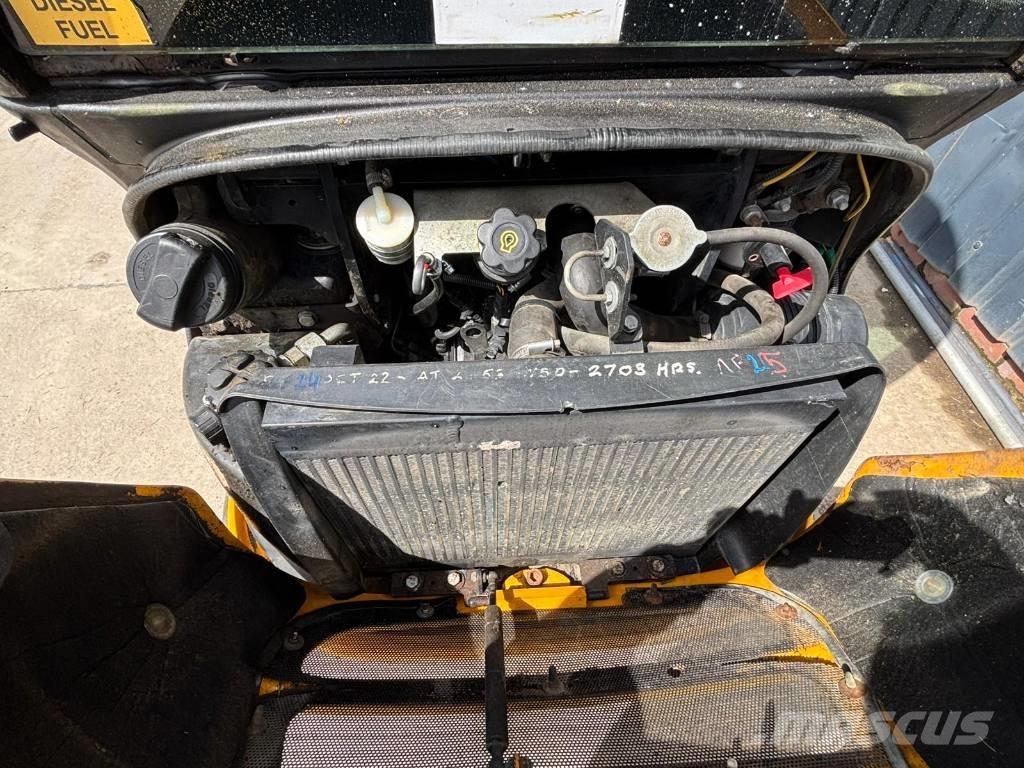 JCB 8018 CTS Мини-экскаваторы