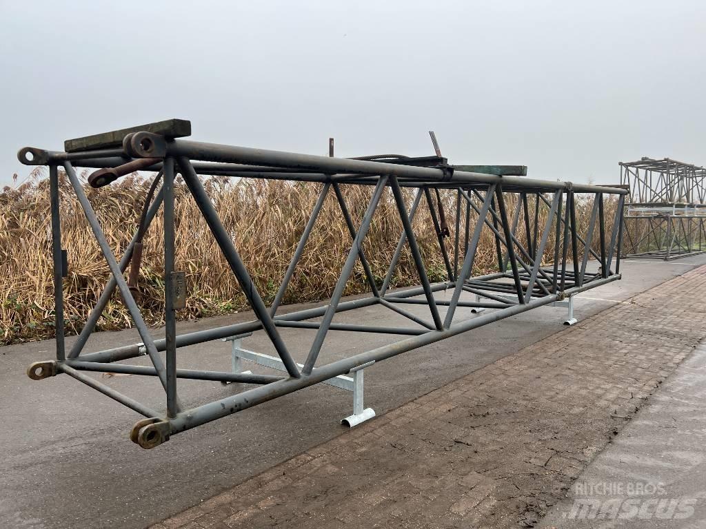 Hitachi KH 300 Запчасти для кранов