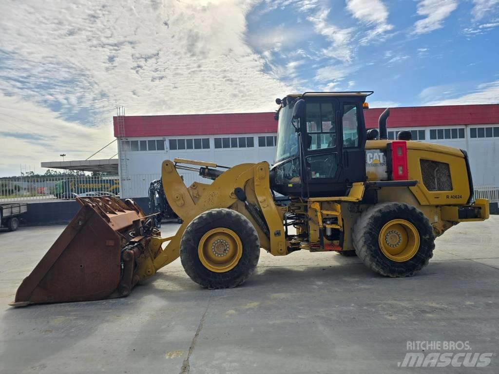 CAT 924 K Фронтальные погрузчики