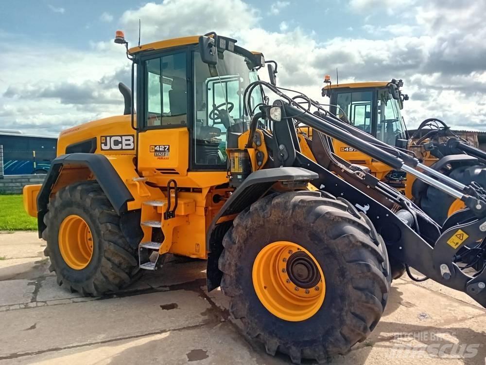 JCB 427 HT Agri Трактора с фронтальным погрузчиком