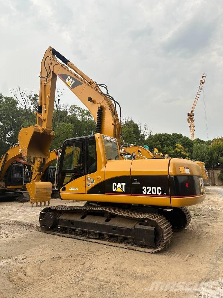 CAT 320C Гусеничные экскаваторы