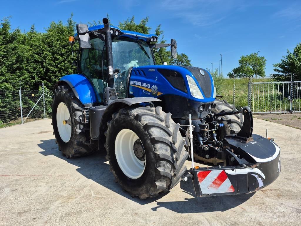 New Holland T7.225 Трактора