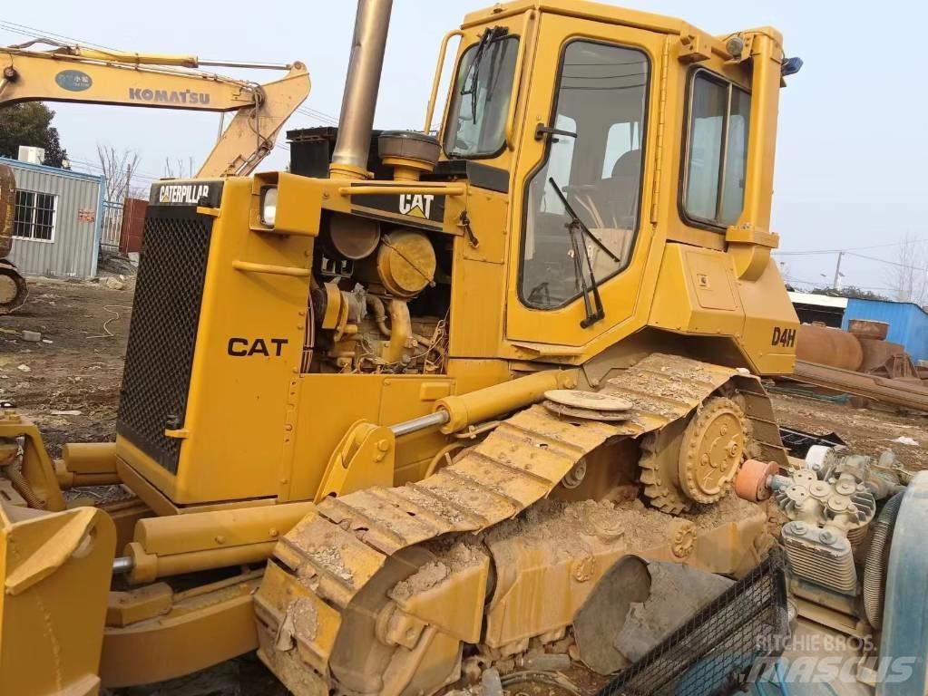 CAT D 4 H Гусеничные бульдозеры