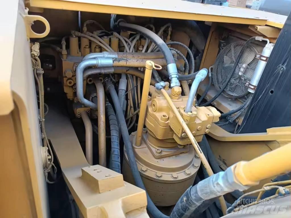 CAT 324 D Гусеничные экскаваторы