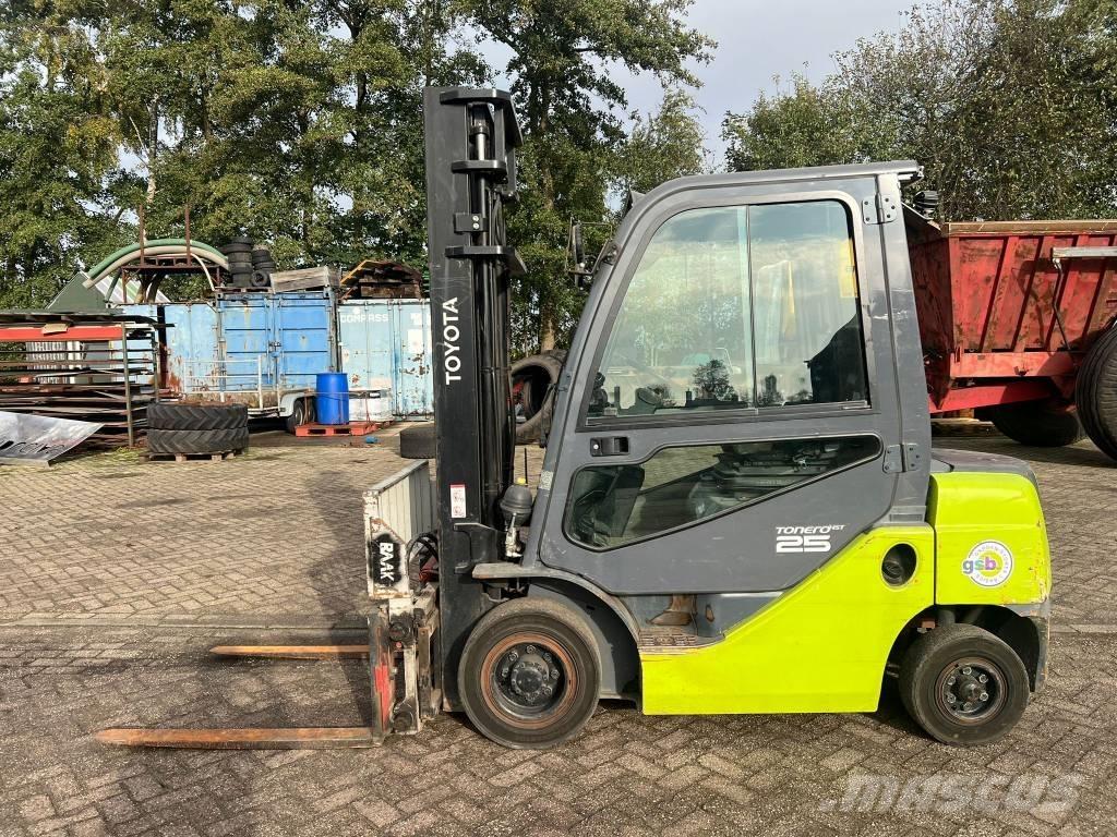 Toyota 06-8FD25F Дизельные погрузчики