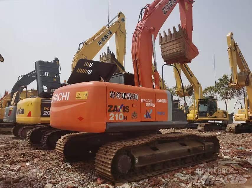 Hitachi ZX 210 Гусеничные экскаваторы