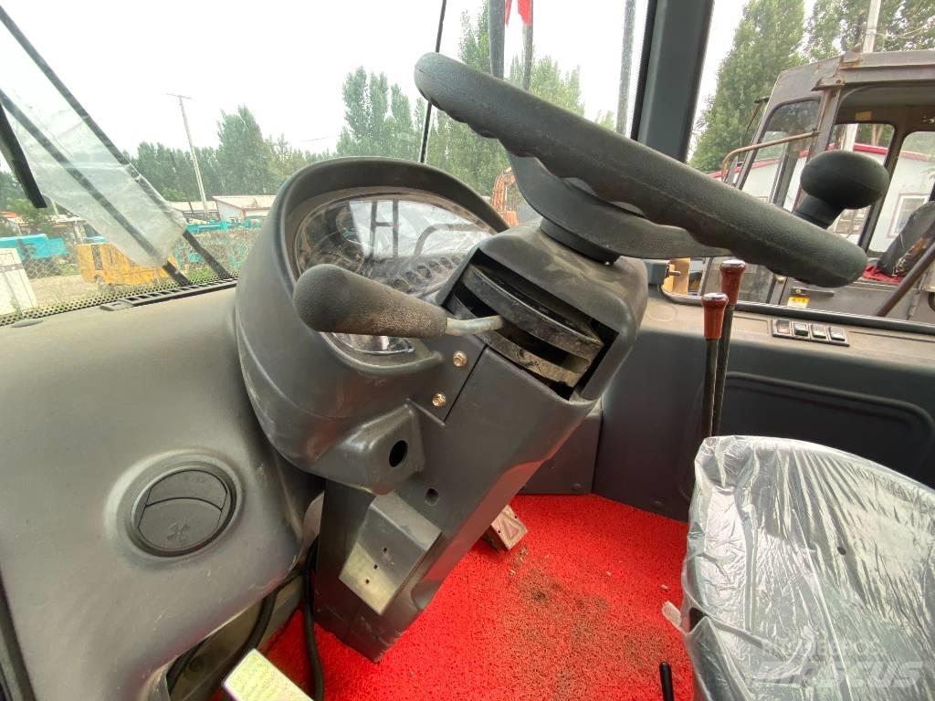 SDLG LG953N Фронтальные погрузчики