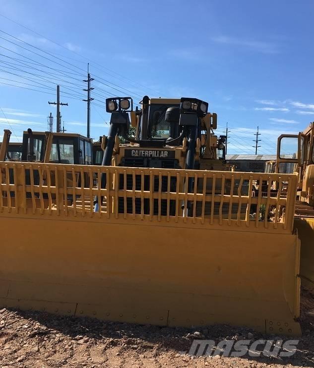 CAT D6R Гусеничные бульдозеры