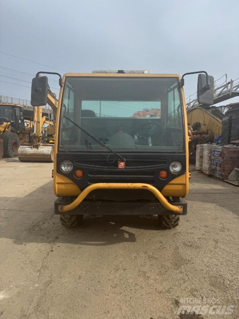 Ausa Utility Vehicle Коммунальные машины