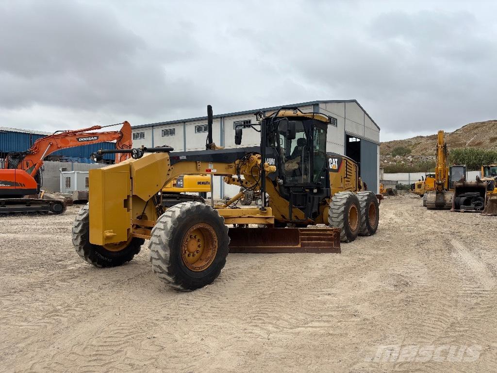 CAT 140M Грейдеры