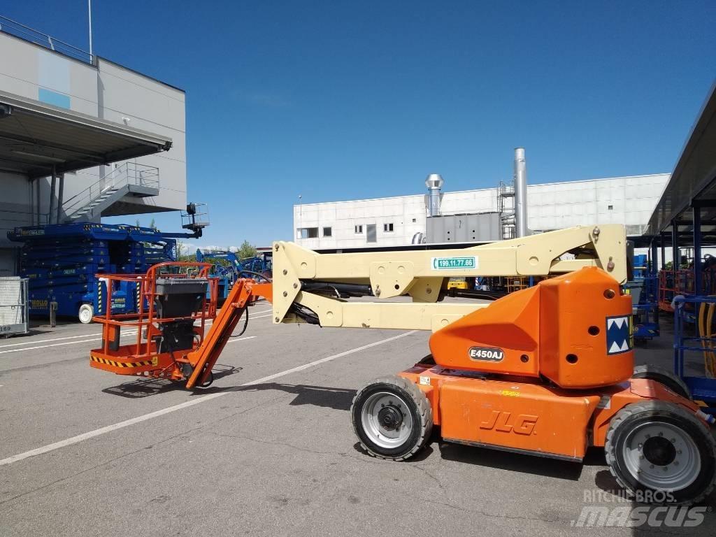 JLG E 450 AJ Коленчатые подъемники