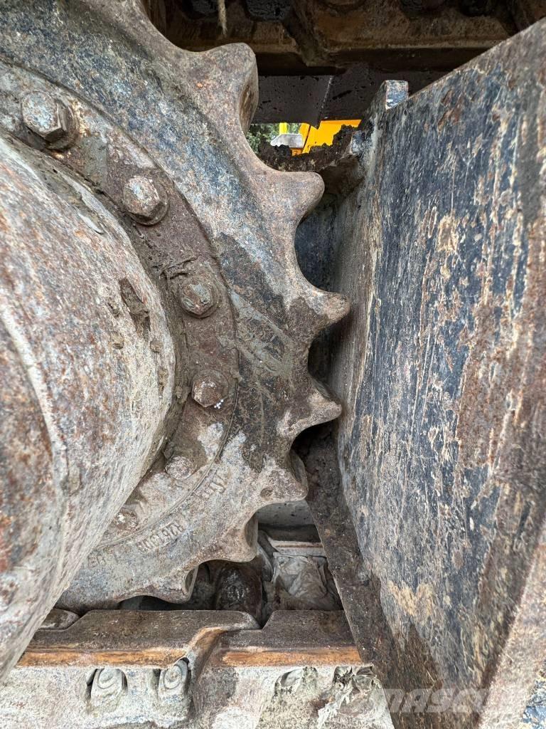 JCB 140 X Гусеничные экскаваторы