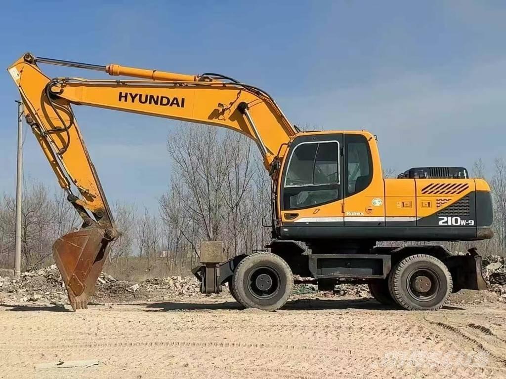 Hyundai R 260 LC-9S Гусеничные экскаваторы