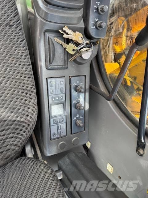 Hitachi ZX 130 W Колёсные экскаваторы