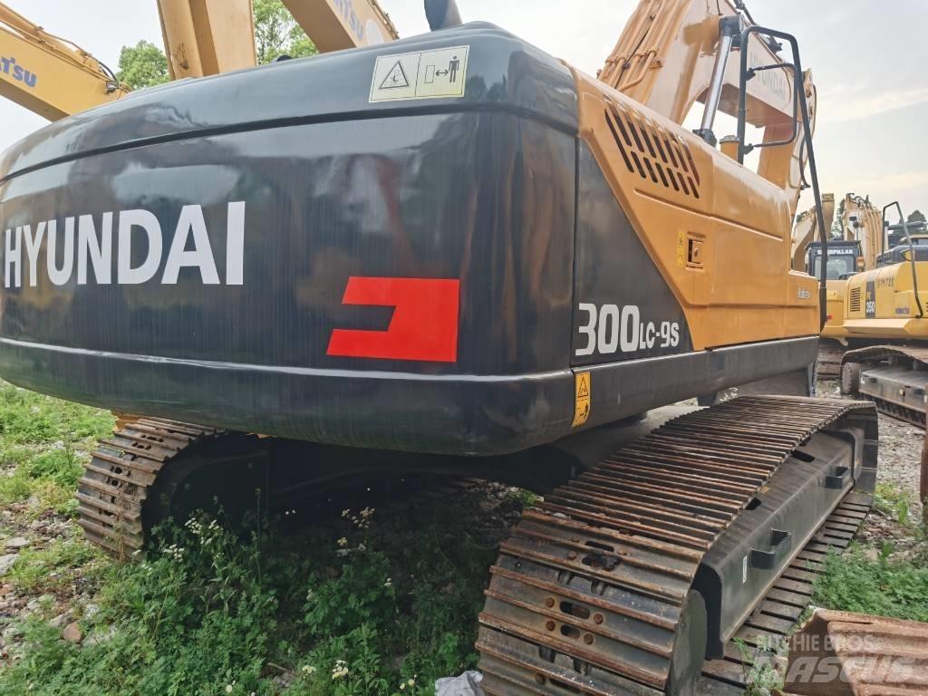 Hyundai R 300LC-9S Гусеничные экскаваторы